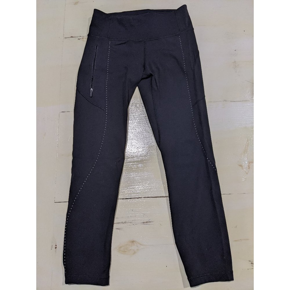 Lululemon Extra Mile Crop Leggings (Reflective 23") size 4